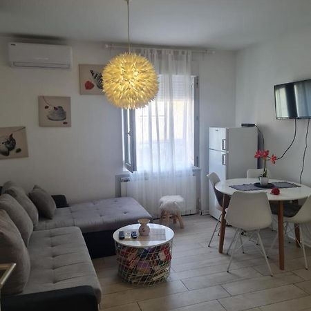 Cute Modern Apartman Zagreb Apartment Exterior photo